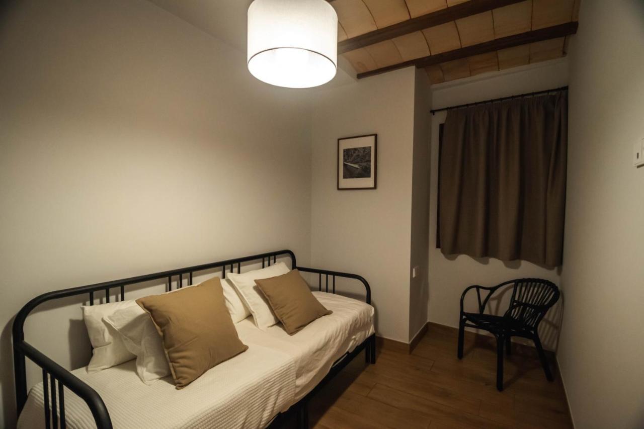 Cal Negret Rural Apartments Alos de Balaguer Exterior photo